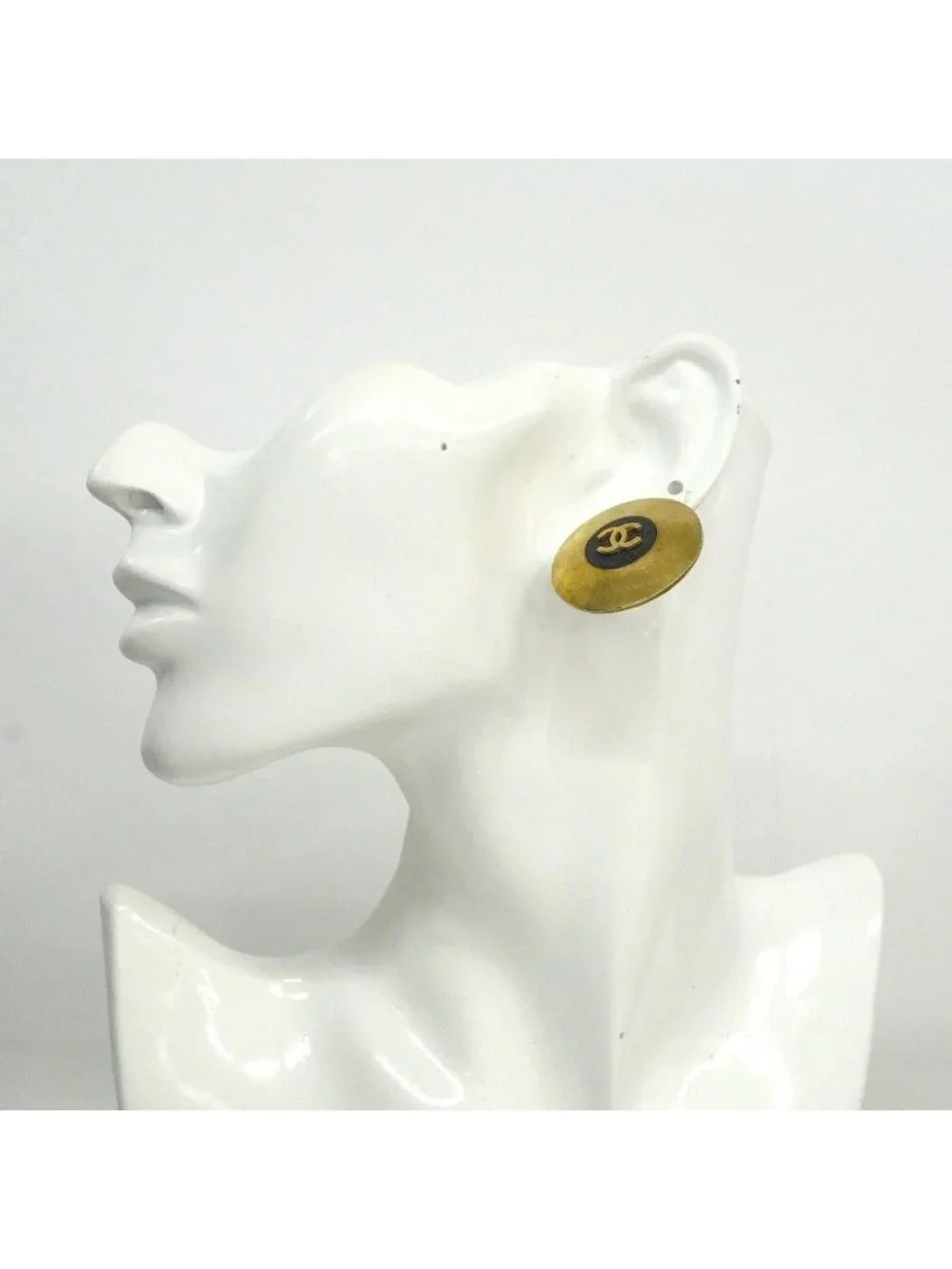 Chanel Earrings Vintage CC Logo Round